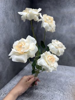 Ветка розы ВР 272-4 Ветка розы ВР 272-4